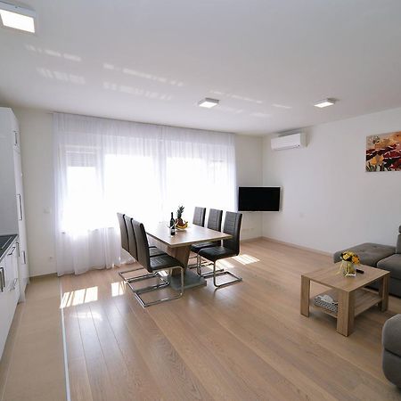 Villa Martina Ika Luaran gambar